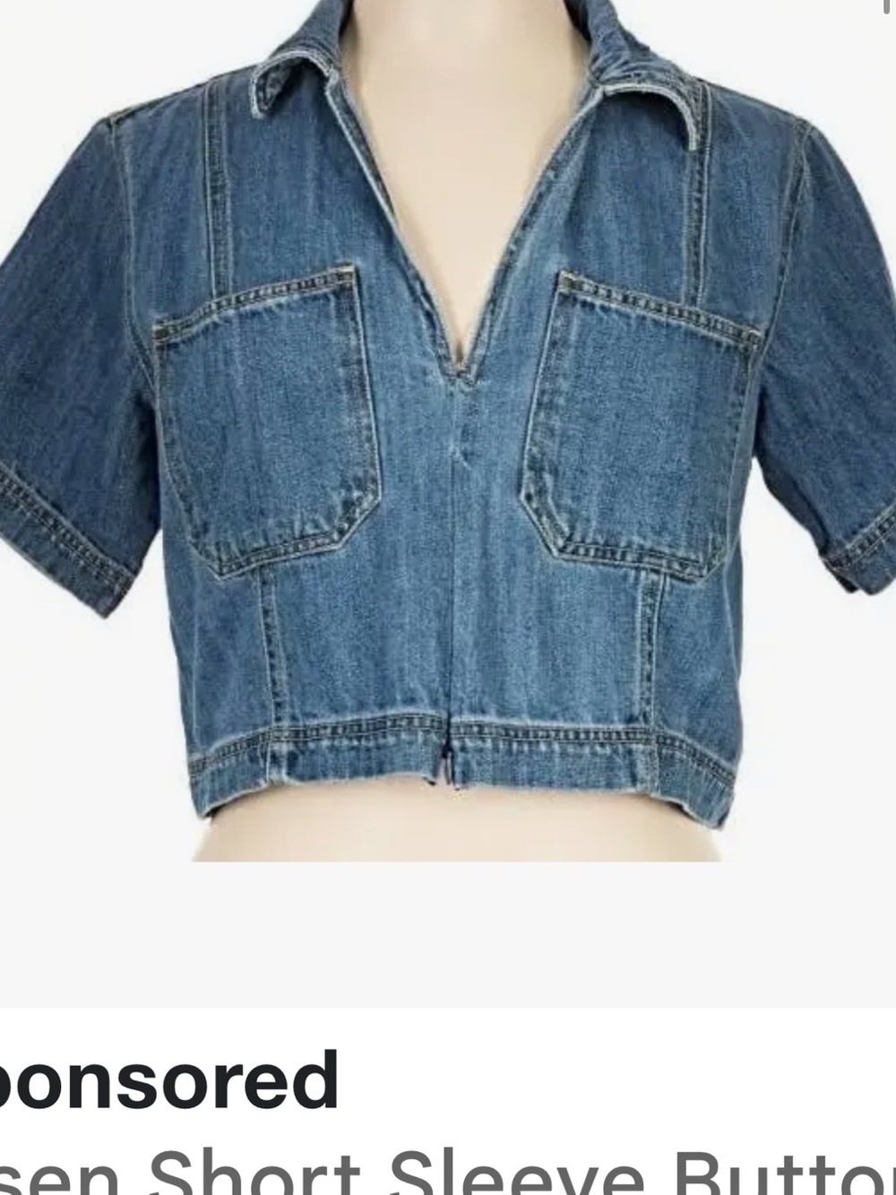 Cropped Short-Sleeve Denim Button-Down Shirt - Blue